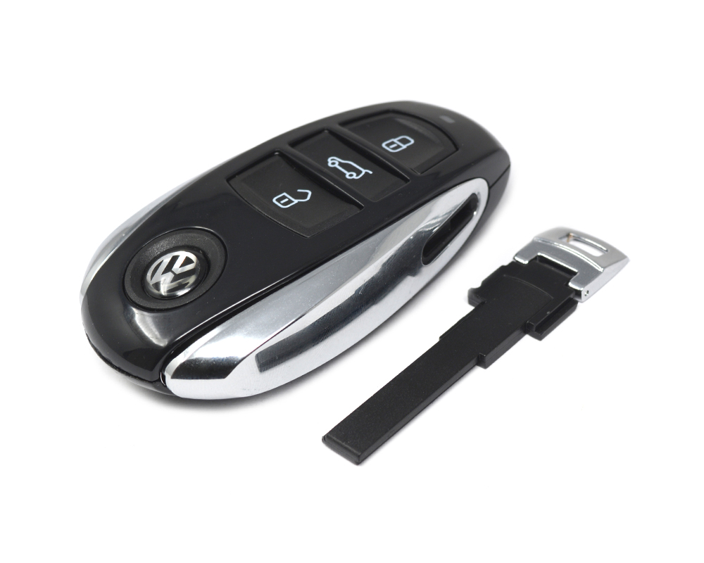 How To Use Vw Emergency Key - Pull the loop to fully remove the key, then unlock your volkswagen.